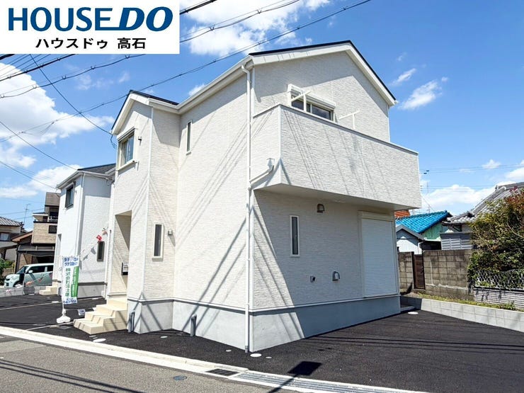 【外観】
EV・PHEV充電用コンセント完備。
全居室収納付き!
