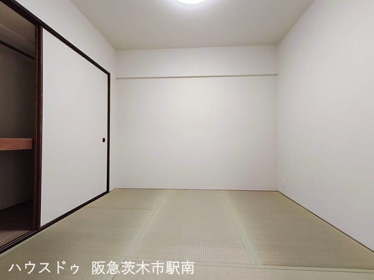 4.5帖の和室 押し入れは1間半。