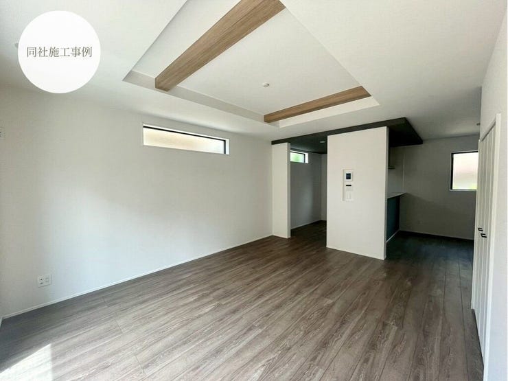 【Living】広さと明るさにこだわったリビング。家族とのコミュニケーションが弾む空間です。