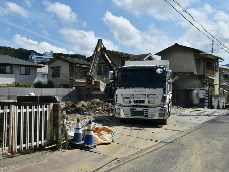 外観を南西側より撮影 2026.08.22