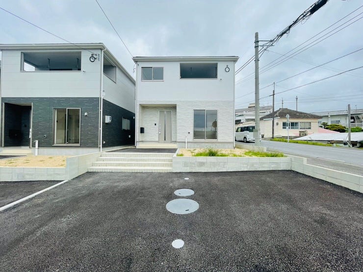 【外観】
お問合せはハウスドゥうるま赤道へ(^^)/