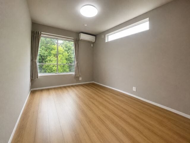 2階6帖洋室:使い勝手の良い広さです。ライフスタイルに合わせて利用できます。全居収納完備。季節の衣替えも必要なく家族みんなのお洋服の収納も可能です。※実際の写真から家具等を消すCG加工をしています。