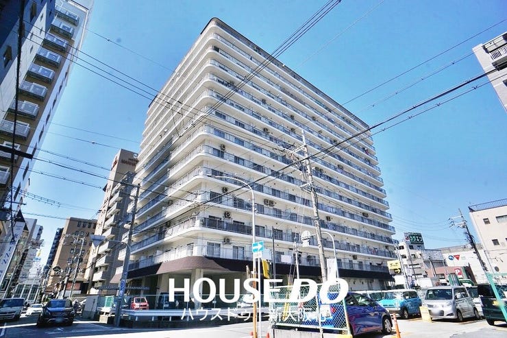 ■ 阪急「十三」駅徒歩4分!神戸線・宝塚線・京都線の3路線利用可能♪
■ 大阪梅田へ直通約3分!通勤・通学はもちろん、休日のお出かけにも便利な立地です◎