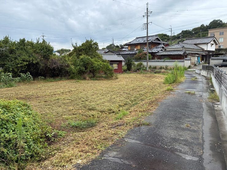 【外観】
光が差し込む!陽当り良好な土地です