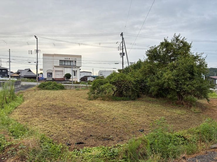 開放感たっぷりの建築条件なし売土地