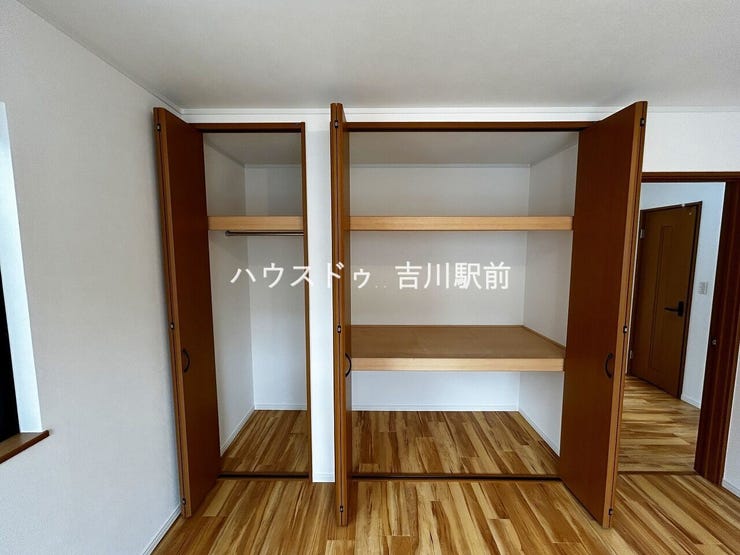 2階主寝室収納です♪
