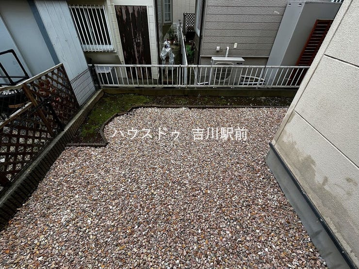 家庭菜園やガーデニングなどにぴったりなお庭♪