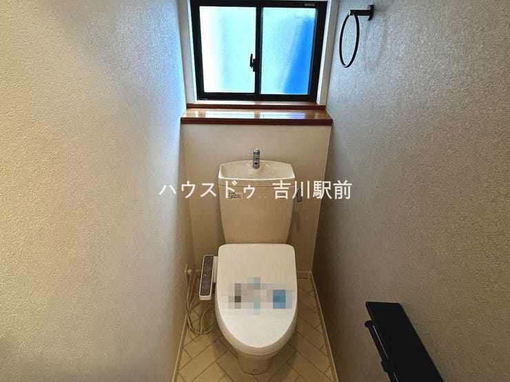 1階温室洗浄付きトイレ♪