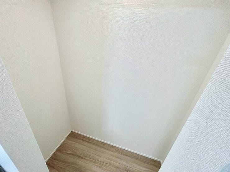 ※掲載写真は同施工会社の完成済みモデルルーム(施工例)です。実際の物件とは間取り・仕様・設備・色合い等が異なる場合があります。