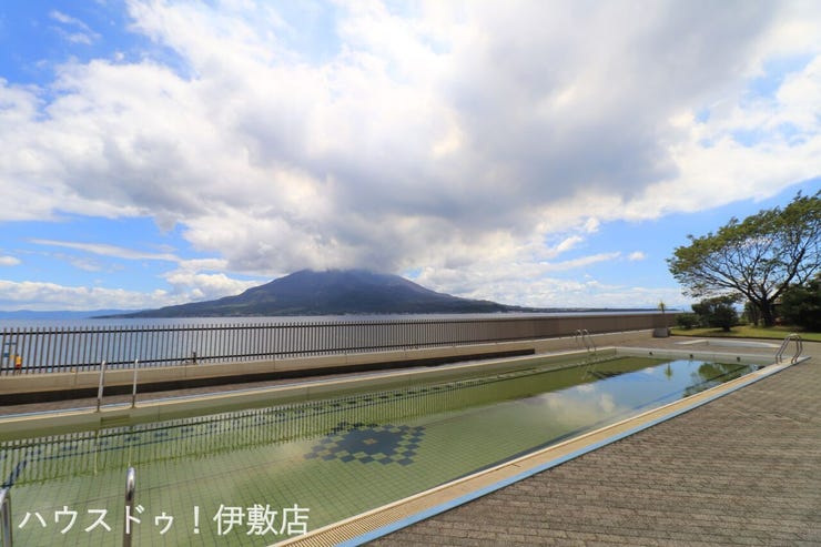 吉野町 グランヴュー磯 【プール】
グランビュー磯の敷地内に専用プール付き。夏の期間使用可能です