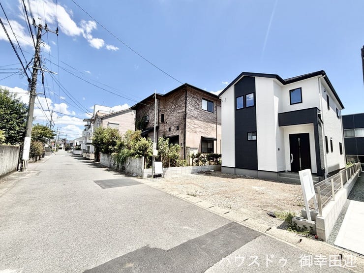 ■理想を叶える新しい暮らしの舞台■高いデザイン性と機能性を兼ね備えた住まい。ここで、家族の新しい物語が始まります。【撮影日:2026年8月19日】