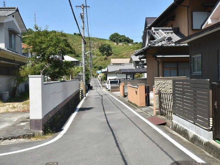 北東側道路