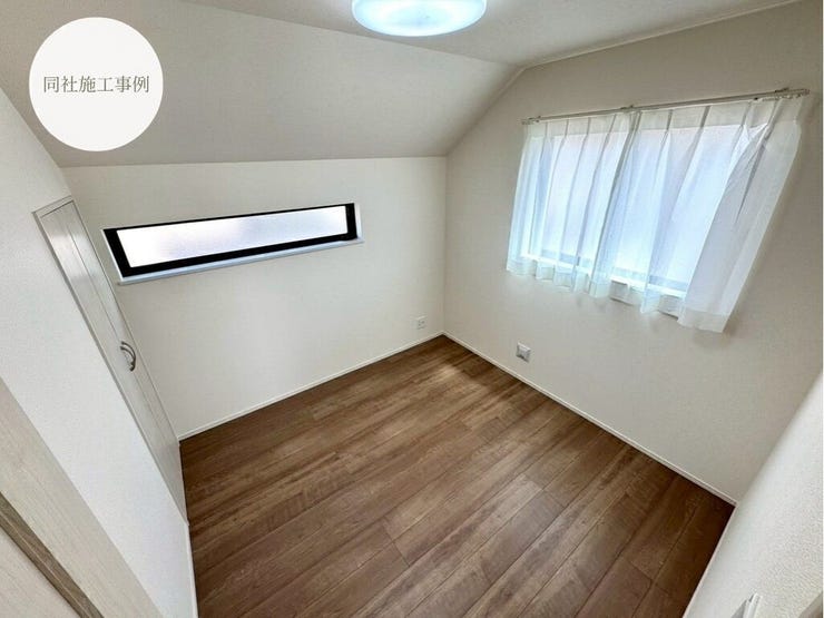 【Bedroom】ナチュラルな内装で、リラックスできる空間。寝室や書斎にも最適です。