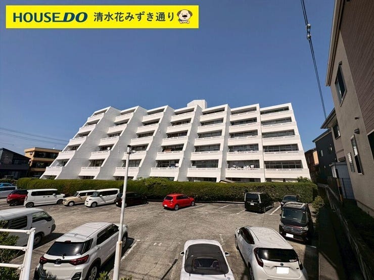 【外観】
平日・週末ご希望に合わせてご案内可能です◎お仕事終わりのお時間でもご連絡いただければ柔軟に対応します!どうぞお気軽にお問い合わせください♪