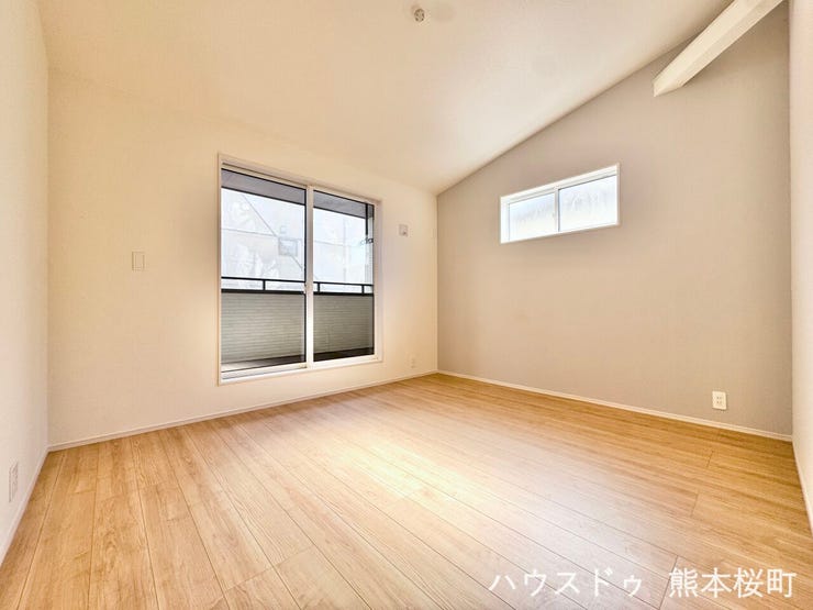 ■2階7.5帖洋室■心からリラックスできる静けさ、上質な眠りで、毎日をリセットします。明日への活力を養う空間です。