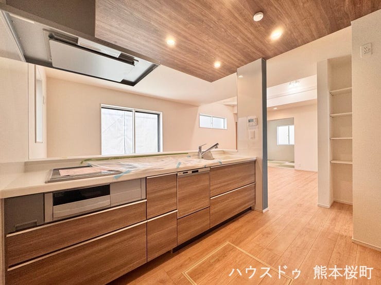 ■家族の「美味しい」が集まる舞台■高い機能性と美しいデザインを両立。料理する人も、待つ人も、笑顔になれる場所です。