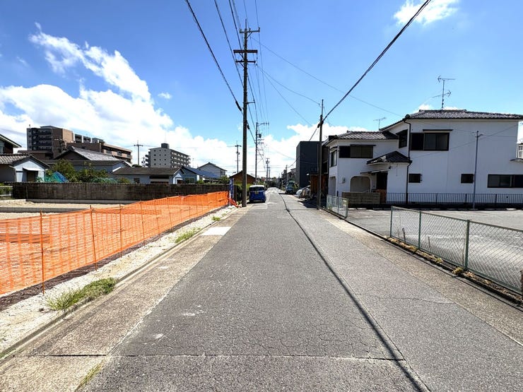 南側前面道路