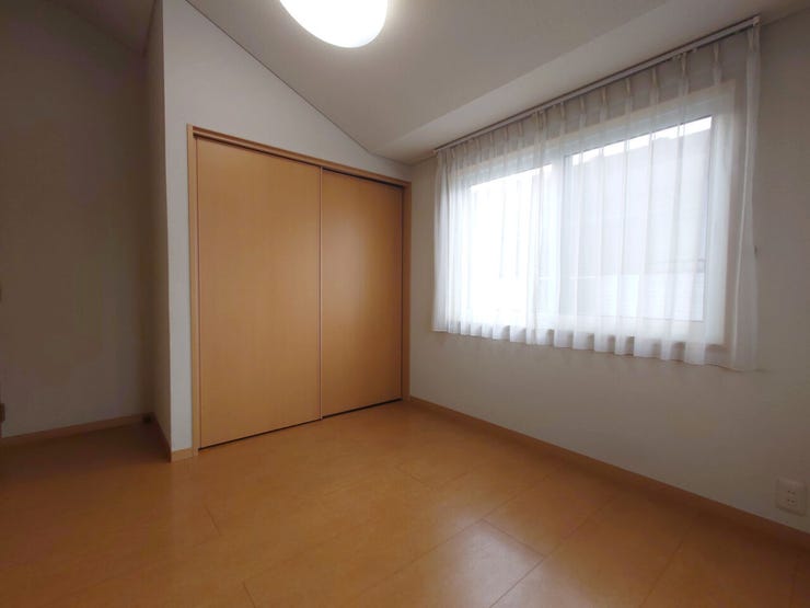 室内(2026年8月)撮影
◎現地案内予約受付中!◎
お子様のお部屋にぴったりな5.7帖の洋室!