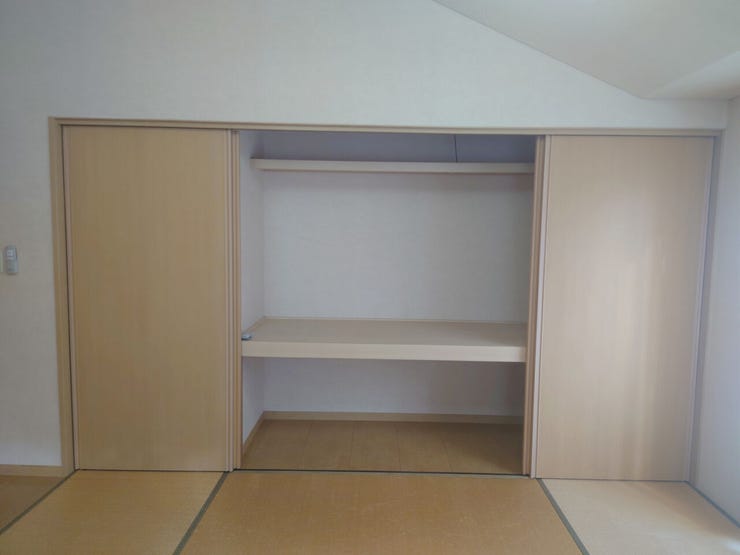 室内(2026年8月)撮影
◎現地案内予約受付中!◎
布団から衣類までたっぷり収納できる収納付き!