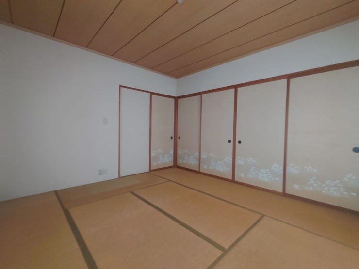 室内(2026年8月)撮影
◎現地案内予約受付中!◎
1階の和室は水回りに近いため介助が必要な方にピッタリのお部屋です!