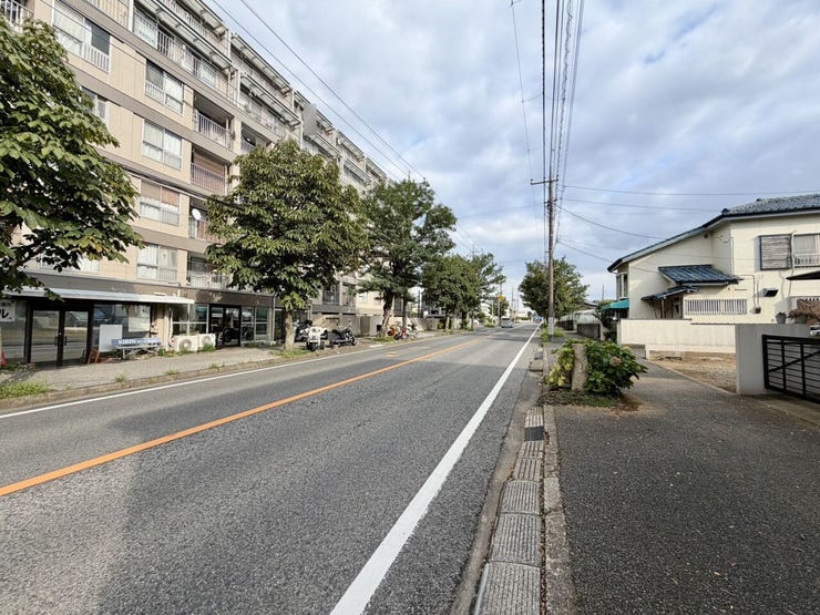 北側幅員16m公道6.288m接道♪
歩道が整備されており、歩行者の方にとっても◎