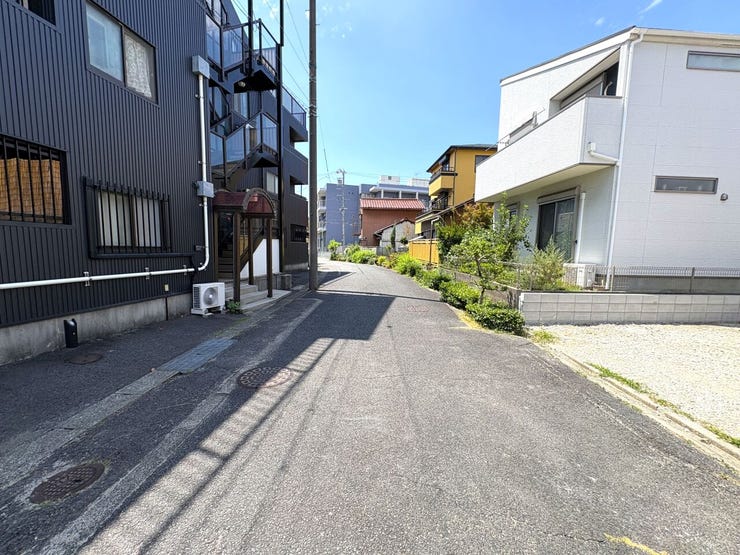 南側前面道路