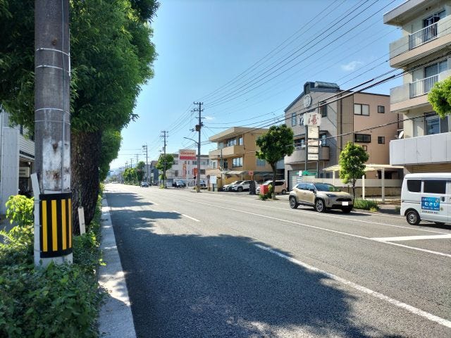 南側道路 東から西方向