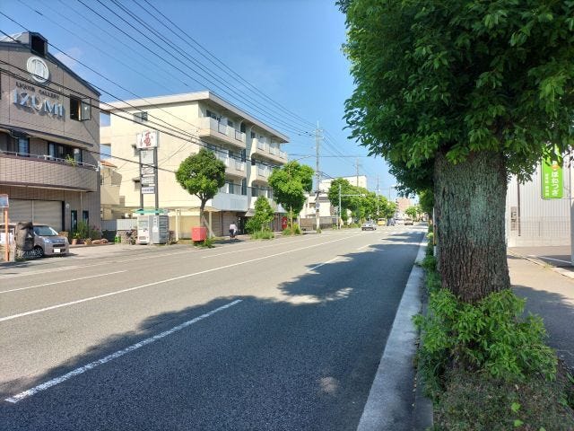 南側道路 西から東方向