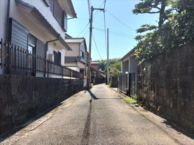 南側道路 東から西方向