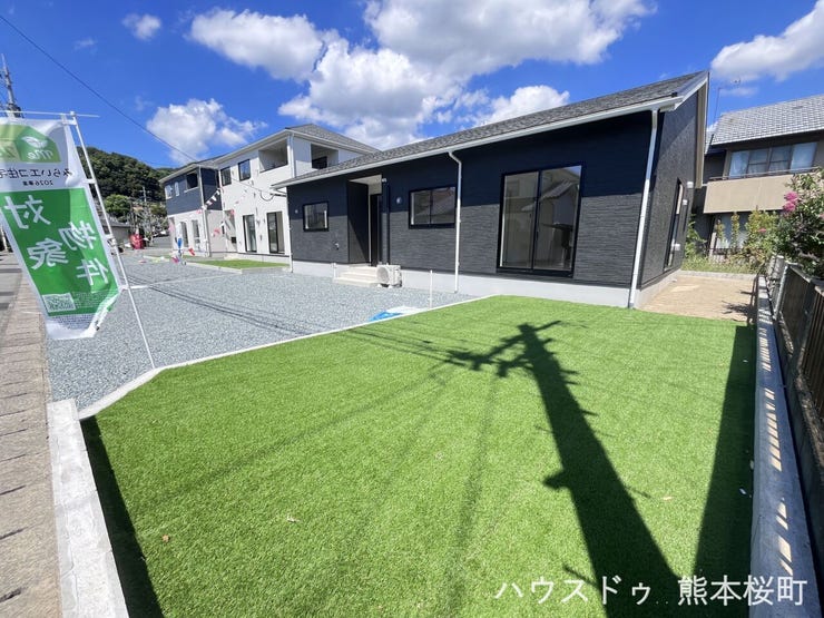 ■遊びと安らぎの多目的空間■子どもが安全に遊べ、ペットと触れ合い、大人も自然に癒やされる、暮らしを彩るスペースです。