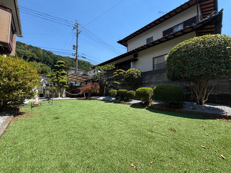 都市ガスも利用でき、長く暮らす家族の住まいとして真剣に検討したい一邸です。