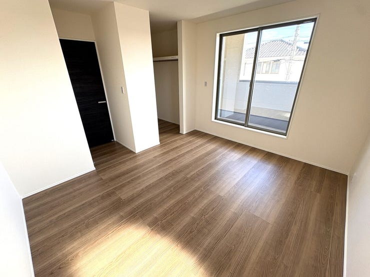 2面採光のお部屋は明るく風通しの良いお部屋です!