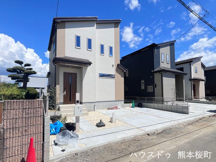 ■車と趣味の幅が広がる場所■単なる駐車スペースではない、洗車やタイヤ交換、DIYにも使える多目的な屋外スペースです。