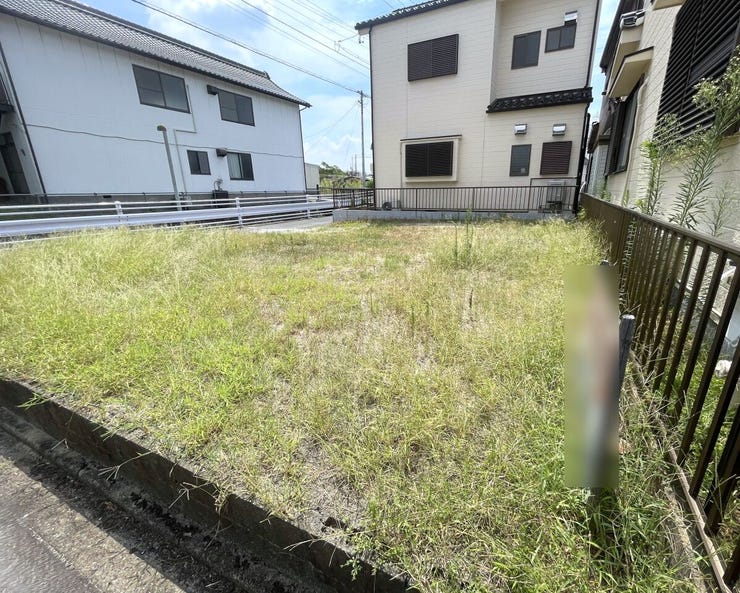 ◇外観◇
近所には公園も多く、お子様の遊ぶ場所にも困りません。