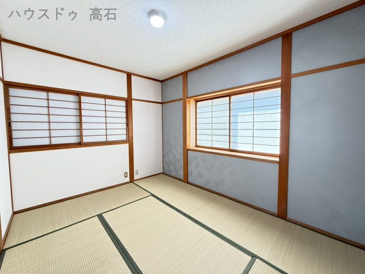 2階5.5和室
2面採光で明るく清潔感のある和室。