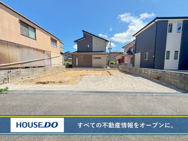 【外観】
小倉南区下貫新築戸建て♪ 駐車並列2台♪全居室収納♪宅配ボックス♪WIC♪洋風和室♪ダウンライト♪