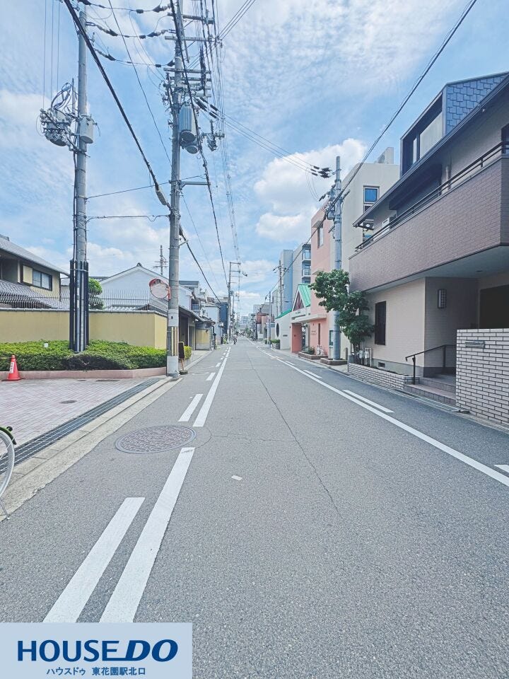 見通しが良く綺麗に整備された前面道路!交通量も比較的落ち着いており、毎日の通勤・通学やお散歩も快適に過ごせます♪