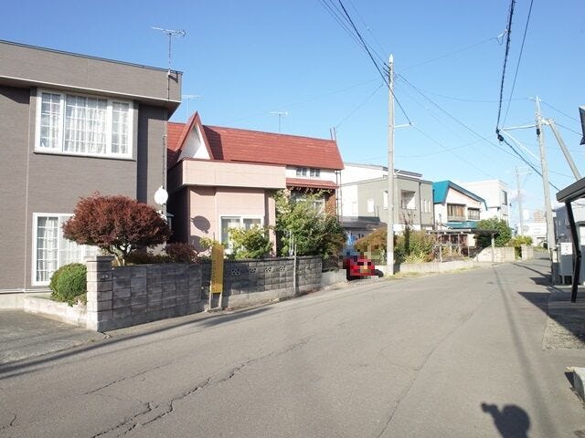 北西側から撮影しました。