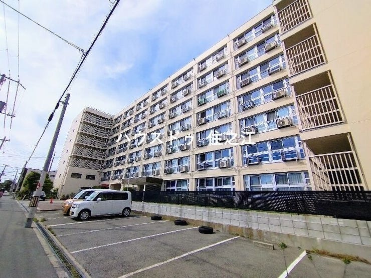 ★駐車場の最新の空き状況はお気軽にお申し付け下さい♪