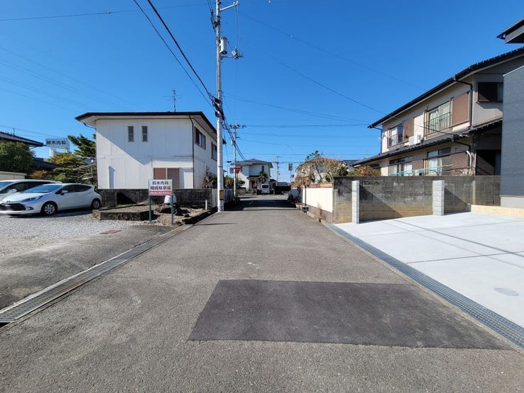 前面道路の幅員は約6m
