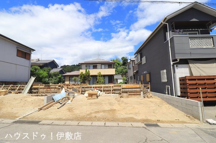 大明丘１丁目 新築戸建 【外観写真】
・「他社で住宅ローンに落ちてしまった」「車のローンが残っている」など、住宅ローンでお困りの方はぜひ一度弊社までご相談ください
