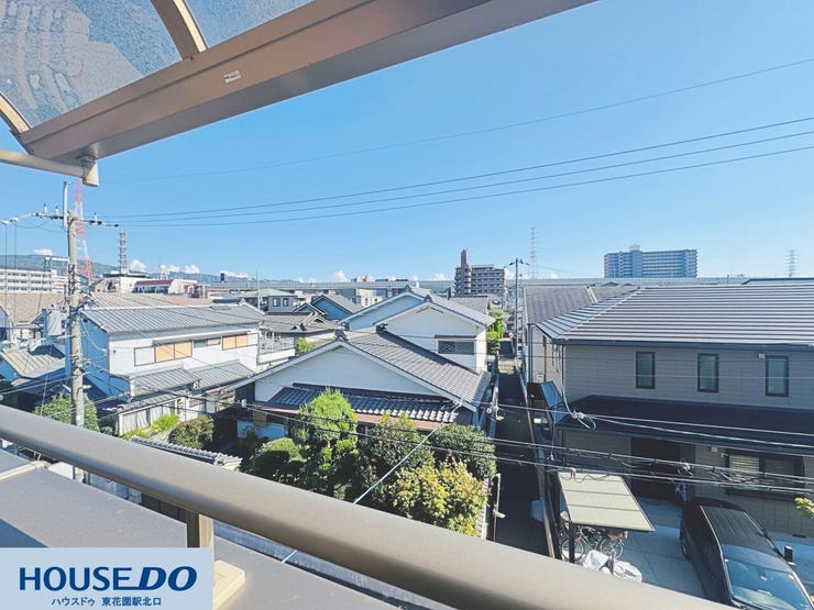 遠くまで見渡せる開放感バツグンの景色!前面に高い建物がなく、視界が開けていて気持ちの良い眺望です♪日当たりに恵まれた環境で、快適な毎日をお過ごしいただけます☆