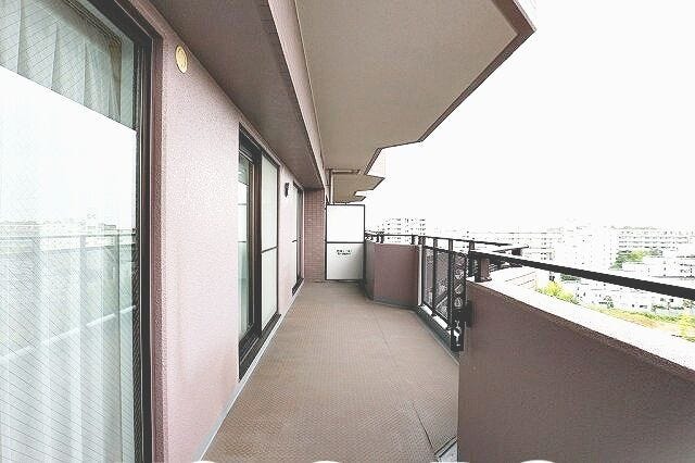 ■バルコニーからの眺望です!
■周りに遮る建物あない為、陽当り良好です!