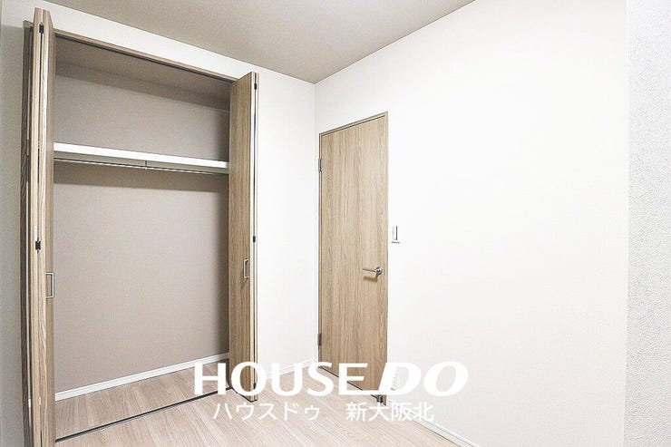 ■全居室収納付き!
■お部屋がスッキリ片付くだけでなく、新しく収納棚を買い足す必要がないので、初期費用が抑えられそうですね!