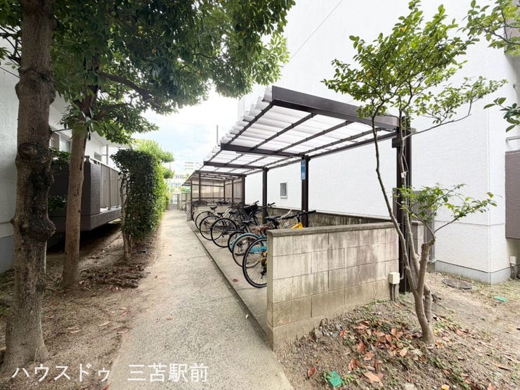 駐輪場