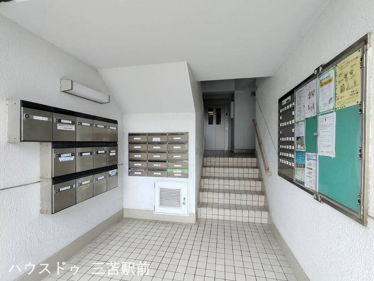 共用エントランス