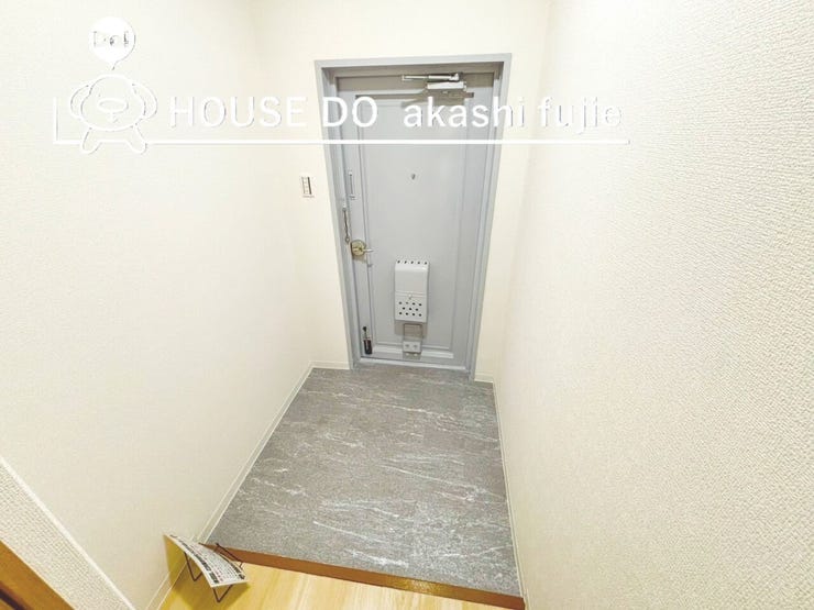一般的なマンションサイズの玄関スペース