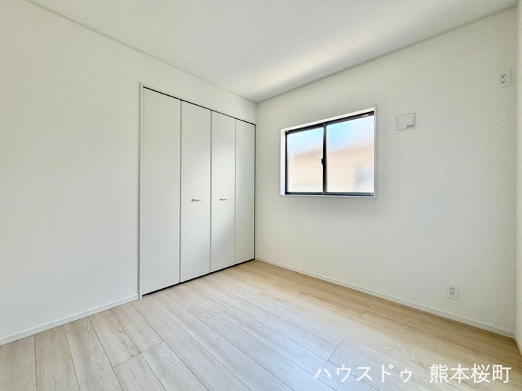 ■4.5帖洋室■寝室、書斎、趣味の部屋。家族の成長やライフスタイルに合わせ、様々な使い方ができる快適な空間です。