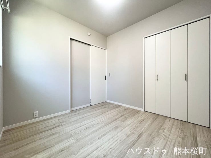 ■4.5帖洋室■寝室、書斎、趣味の部屋。家族の成長やライフスタイルに合わせ、様々な使い方ができる快適な空間です。