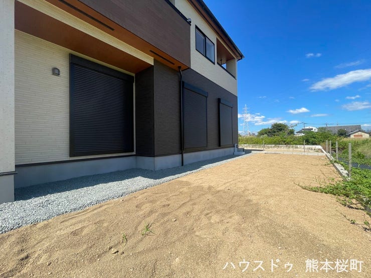 ■遊びと安らぎの多目的空間■子どもが安全に遊べ、ペットと触れ合い、大人も自然に癒やされる、暮らしを彩るスペースです。